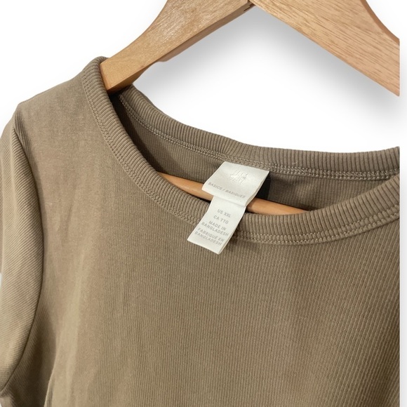 H&M XXL Ribbed Basic Tshirt Stretch Plus Size Top Casual Everyday Fashion Sage - Picture 10 of 10